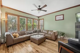 6210 N Moody Ave, Chicago, IL 60646 - Photo 3
