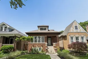 6210 N Moody Ave, Chicago, IL 60646 - Photo 1