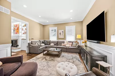 2121 Pioneer Road, Evanston, IL 60201 - Photo 3