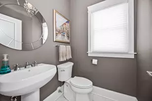 2121 Pioneer Rd, Evanston, IL 60201 - Photo 7