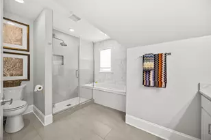 2121 Pioneer Rd, Evanston, IL 60201 - Photo 11
