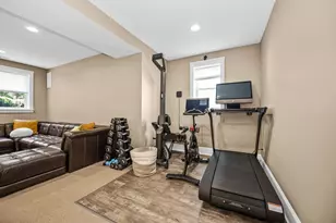 2121 Pioneer Rd, Evanston, IL 60201 - Photo 23