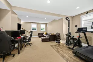 2121 Pioneer Rd, Evanston, IL 60201 - Photo 21