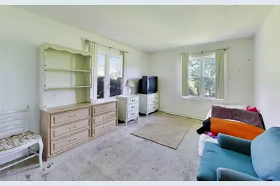 245 Ann Street, Clarendon Hills, IL 60514 - Photo 21