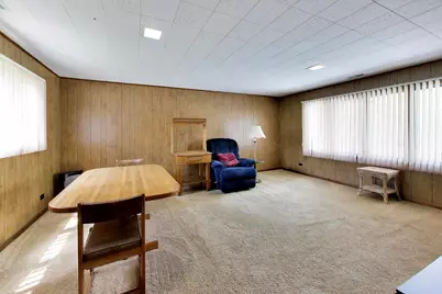 245 Ann Street, Clarendon Hills, IL 60514 - Photo 17