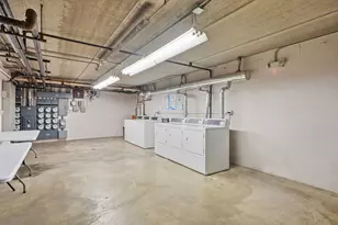 5S066 Pebblewood Ln, Naperville, IL 60563 - Photo 19