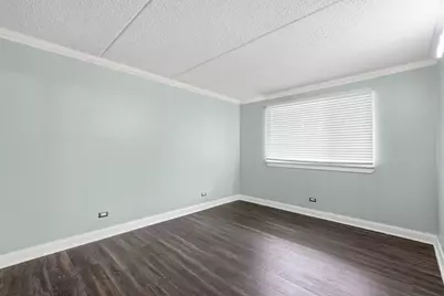 5S066 Pebblewood Lane #B12, Naperville, IL 60563 - Photo 9