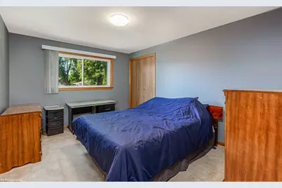 8410 Lawler Avenue, Burbank, IL 60459 - Photo 11
