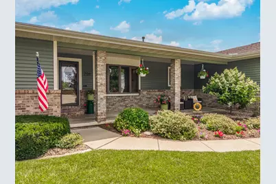 708 N Cherokee Lane, Pontiac, IL 61764 - Photo 3
