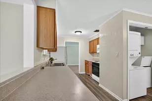 3735 Highcrest Rd, Rockford, IL 61107 - Photo 11