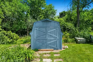 6531 Briargate Dr, Downers Grove, IL 60516 - Photo 29