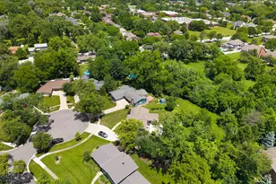 6531 Briargate Dr, Downers Grove, IL 60516 - Photo 35