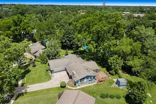 6531 Briargate Dr, Downers Grove, IL 60516 - Photo 37