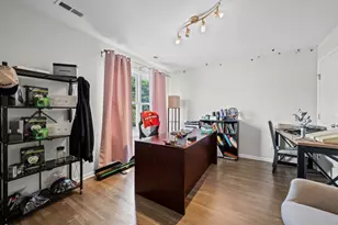 1302 W 33rd St, Chicago, IL 60608 - Photo 11