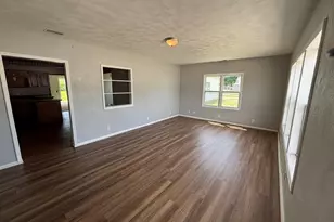 104 5th St, Colona, IL 61241 - Photo 7