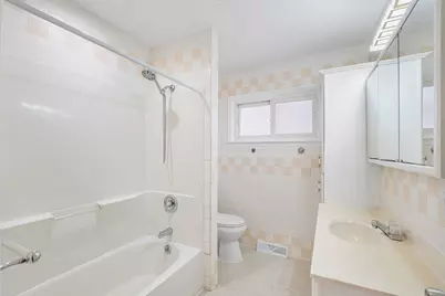 9342 Noel Avenue #A, Des Plaines, IL 60016 - Photo 11