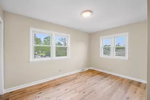 9342 Noel Ave, Des Plaines, IL 60016 - Photo 9