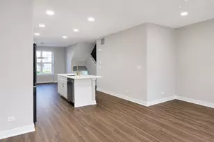 186 N East River Rd, Des Plaines, IL 60016 - Photo 7