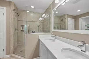 3042 Lexington Ln, Glenview, IL 60026 - Photo 15