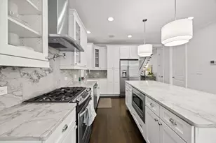 2911 N Richmond St, Chicago, IL 60618 - Photo 9