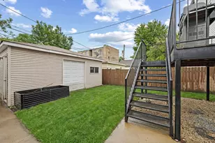 2911 N Richmond St, Chicago, IL 60618 - Photo 29