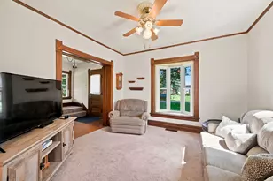 210 Steward St, Steward, IL 60553 - Photo 7