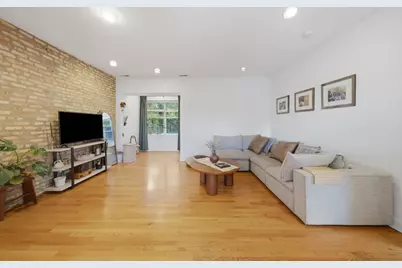 4444 N Beacon Street #2, Chicago, IL 60640 - Photo 9