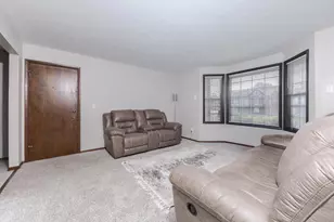 2003 Tracy Dr, Bloomington, IL 61704 - Photo 17