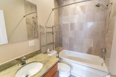 1430 N Maplewood Avenue #402, Chicago, IL 60622 - Photo 17
