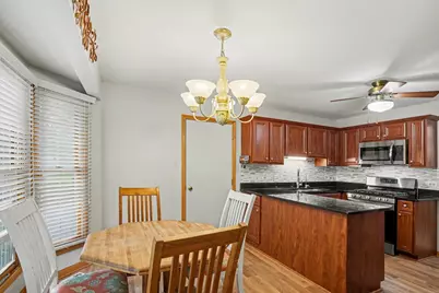 10021 Cambridge Court, Mokena, IL 60448 - Photo 13