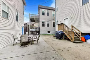 2141 North Point St, Chicago, IL 60647 - Photo 25