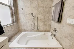 2141 North Point St, Chicago, IL 60647 - Photo 19
