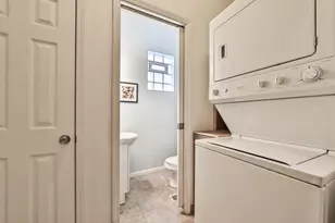 2141 North Point St, Chicago, IL 60647 - Photo 21