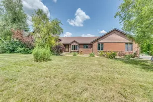 41W700 Lenz Rd, Elgin, IL 60124 - Photo 1