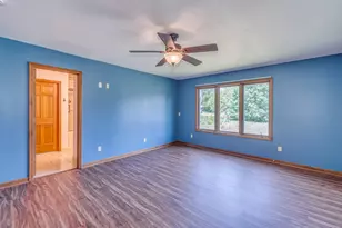41W700 Lenz Rd, Elgin, IL 60124 - Photo 17
