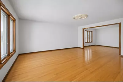 1012 Courtland Avenue, Park Ridge, IL 60068 - Photo 3