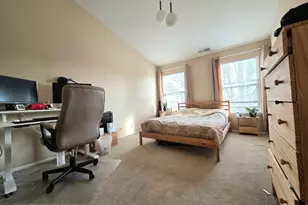 1914 Quaker Hollow Ln, Streamwood, IL 60107 - Photo 13