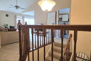 1914 Quaker Hollow Ln, Streamwood, IL 60107 - Photo 5