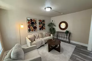 11634 S Princeton Ave, Chicago, IL 60628 - Photo 3