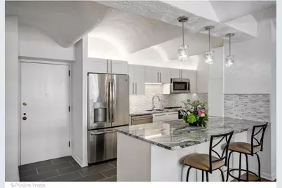 345 N Canal Street #607, Chicago, IL 60606 - Photo 7