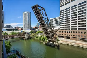 345 N Canal St, Chicago, IL 60606 - Photo 19