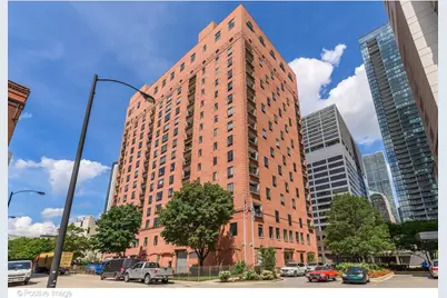 345 N Canal Street #607, Chicago, IL 60606 - Photo 1