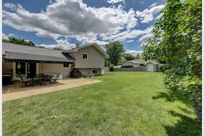 27W719 Sycamore Street, West Chicago, IL 60185 - Photo 9