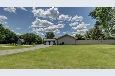 27W719 Sycamore Street, West Chicago, IL 60185 - Photo 33