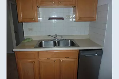 4941 Carol Street #C, Skokie, IL 60077 - Photo 5
