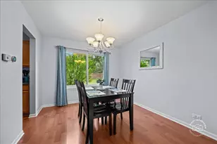 599 Ryegrass Cir, Aurora, IL 60504 - Photo 7