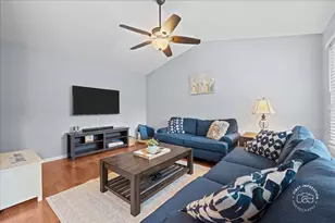 599 Ryegrass Cir, Aurora, IL 60504 - Photo 13