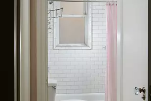 635 W Sheridan Rd, Chicago, IL 60613 - Photo 29