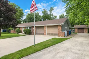 1579 Vincennes St, Crete, IL 60417 - Photo 1