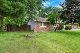 1579 Vincennes St, Crete, IL 60417 - Photo 3